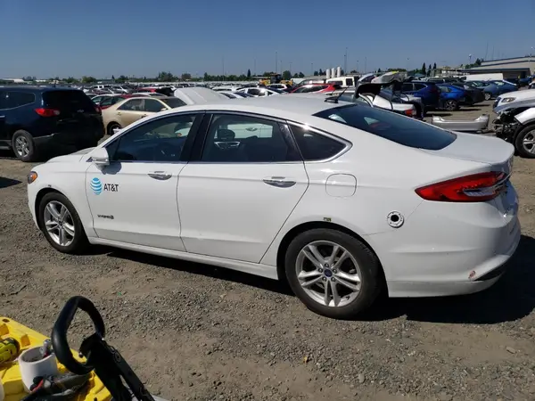 3FA6P0LU9JR129821 2018 FORD FUSION - Image 2
