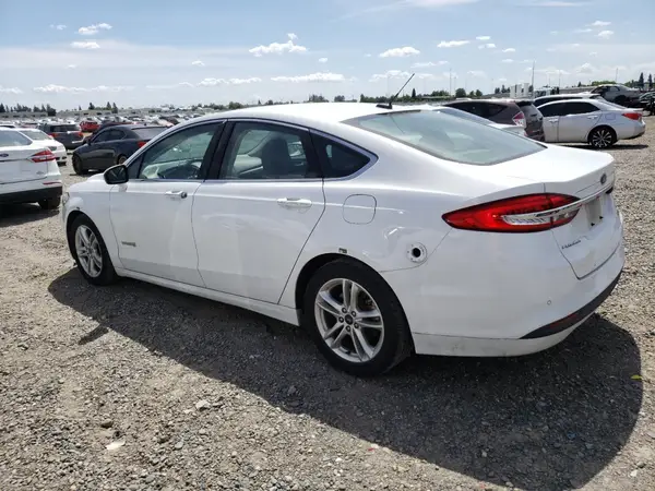 3FA6P0LU9JR129835 2018 FORD FUSION - Image 2