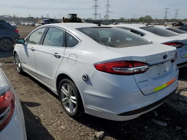 3FA6P0LU9JR129866 2018 FORD FUSION - Image 2