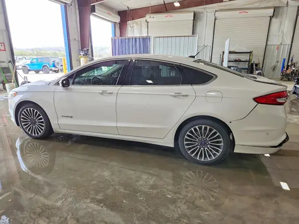 3FA6P0LU9JR134114 2018 FORD FUSION - Image 2
