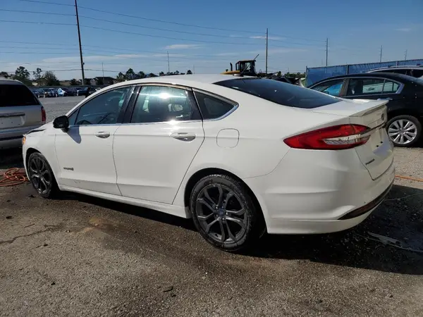 3FA6P0LU9JR137515 2018 FORD FUSION - Image 2