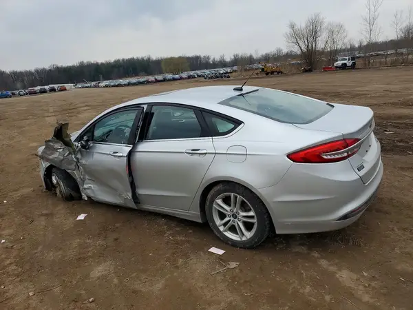 3FA6P0LU9JR138647 2018 FORD FUSION - Image 2