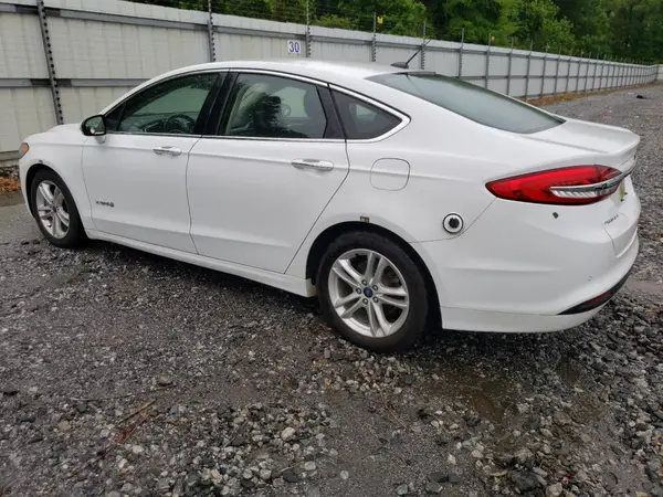 3FA6P0LU9JR152449 2018 FORD FUSION - Image 2