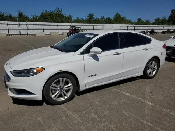 3FA6P0LU9JR152452 2018 FORD FUSION - Image 1