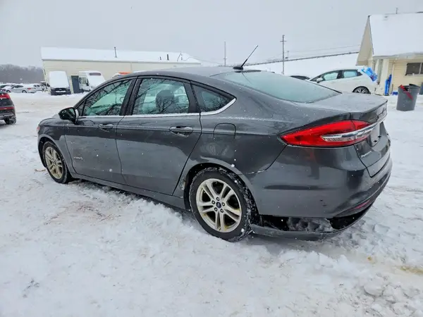 3FA6P0LU9JR152466 2018 FORD FUSION - Image 2