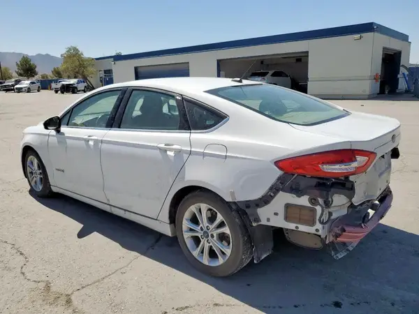 3FA6P0LU9JR152533 2018 FORD FUSION - Image 2