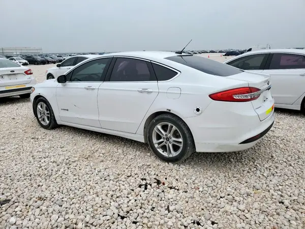 3FA6P0LU9JR163550 2018 FORD FUSION - Image 2