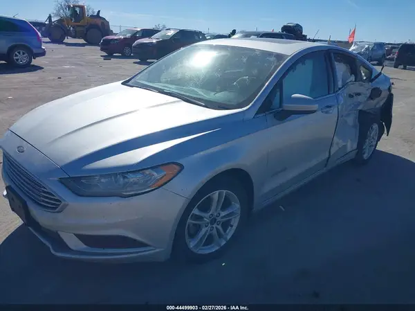 3FA6P0LU9JR169641 2018 FORD FUSION - Image 2