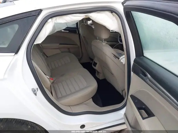 3FA6P0LU9JR171180 2018 FORD FUSION - Image 8