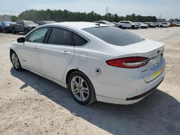 3FA6P0LU9JR171681 2018 FORD FUSION - Image 2