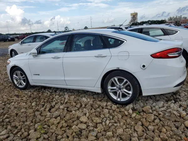 3FA6P0LU9JR171700 2018 FORD FUSION - Image 2