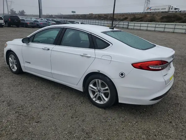 3FA6P0LU9JR172152 2018 FORD FUSION - Image 2