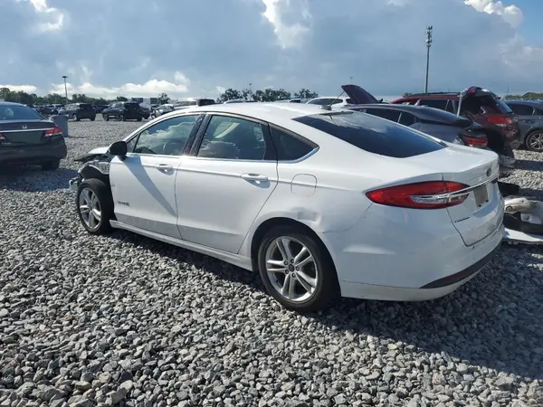 3FA6P0LU9JR172829 2018 FORD FUSION - Image 2