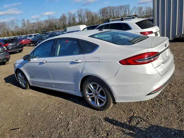 3FA6P0LU9JR173754 2018 FORD FUSION - Image 2