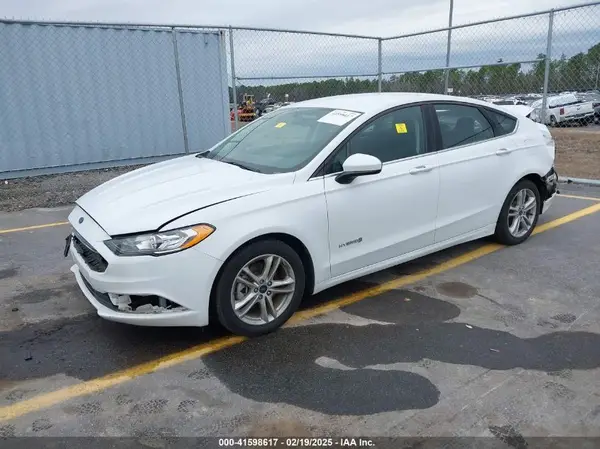 3FA6P0LU9JR206154 2018 FORD FUSION - Image 2