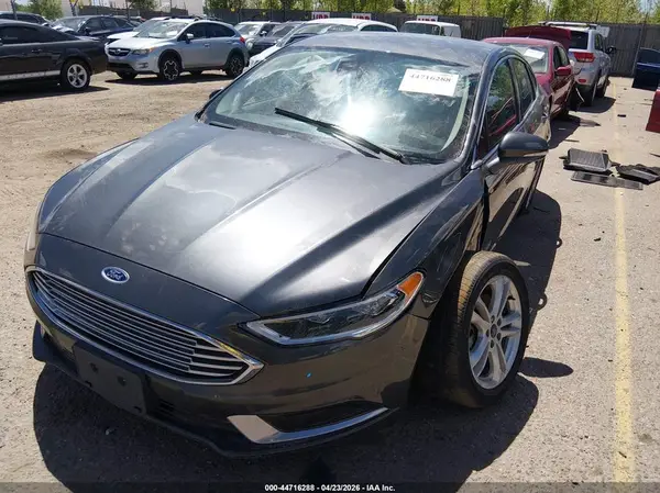 3FA6P0LU9JR208423 2018 FORD FUSION - Image 2