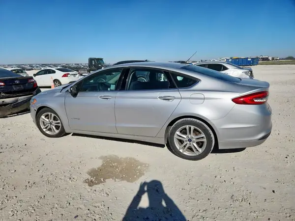 3FA6P0LU9JR214030 2018 FORD FUSION - Image 2