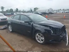 3FA6P0LU9JR219261 2018 FORD FUSION