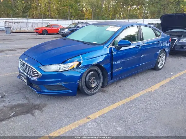 3FA6P0LU9JR225965 2018 FORD FUSION - Image 2