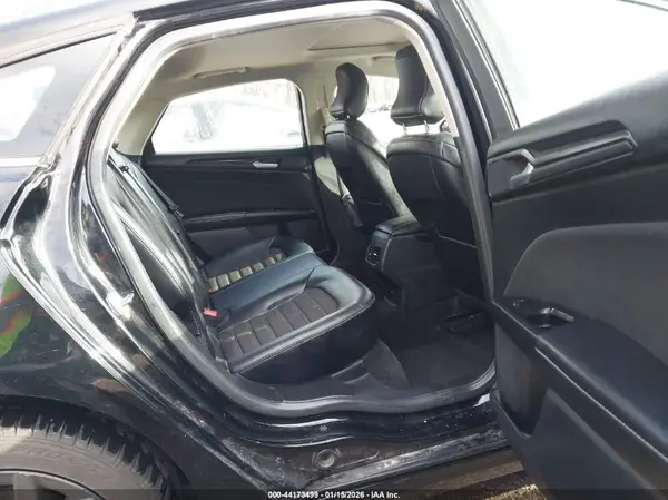 3FA6P0LU9JR225982 2018 FORD FUSION - Image 8