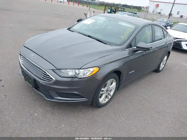 3FA6P0LU9JR232429 2018 FORD FUSION - Image 2