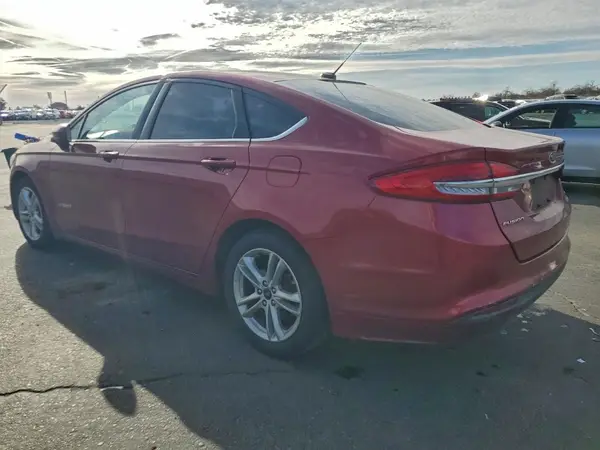3FA6P0LU9JR235010 2018 FORD FUSION - Image 2