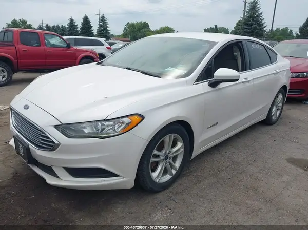3FA6P0LU9JR235301 2018 FORD FUSION - Image 2