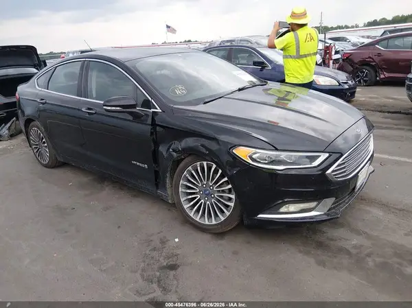 3FA6P0LU9JR238540 2018 FORD FUSION - Image 1