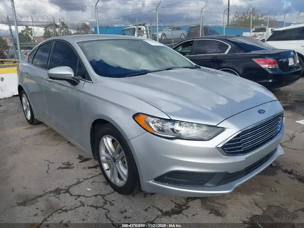 3FA6P0LU9JR246475 2018 FORD FUSION - Image 1
