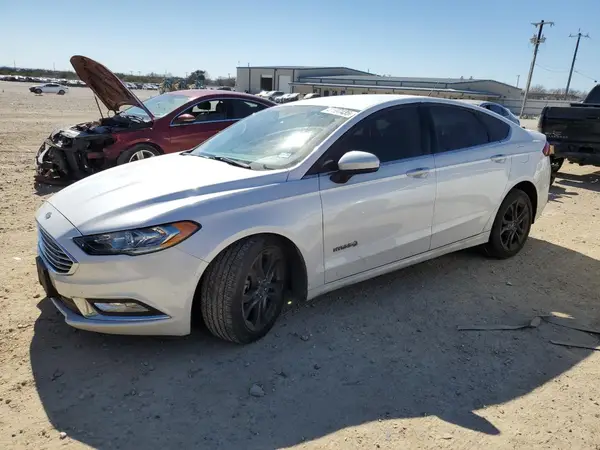 3FA6P0LU9JR274437 2018 FORD FUSION - Image 1