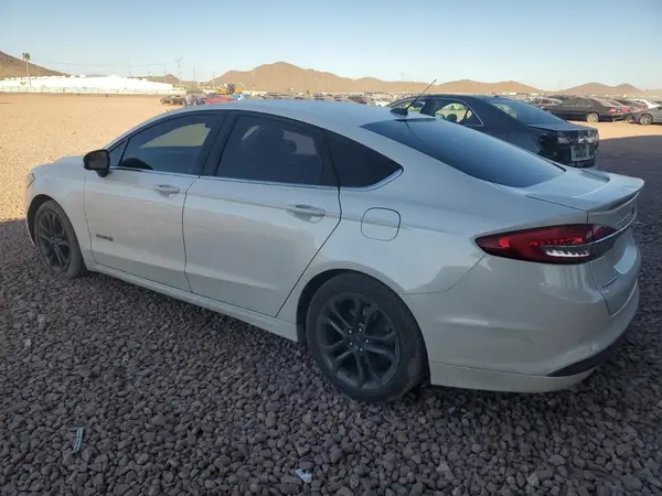 3FA6P0LU9JR274583 2018 FORD FUSION - Image 2