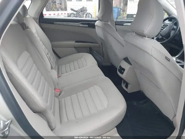 3FA6P0LU9JR283039 2018 FORD FUSION - Image 8