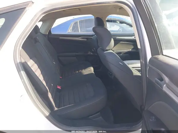3FA6P0LU9JR285275 2018 FORD FUSION - Image 8