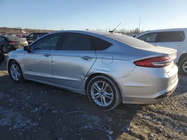 3FA6P0LU9JR286815 2018 FORD FUSION - Image 2