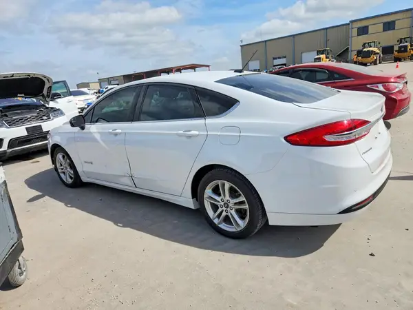 3FA6P0LU9JR287334 2018 FORD FUSION - Image 2