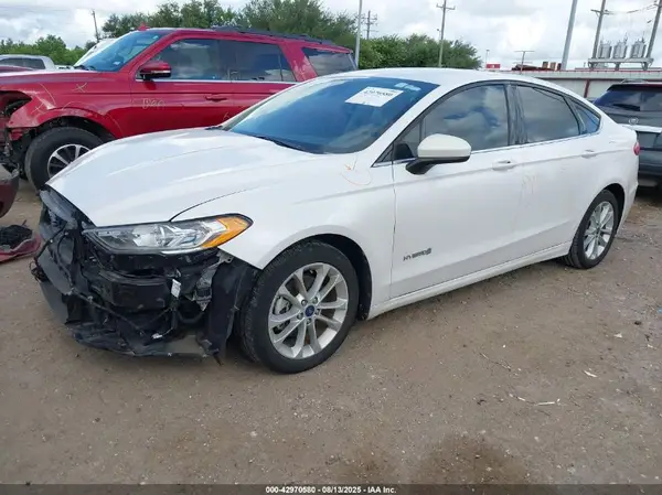 3FA6P0LU9KR104225 2019 FORD FUSION - Image 2