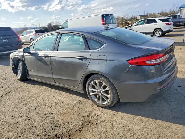 3FA6P0LU9KR105200 2019 FORD FUSION - Image 2