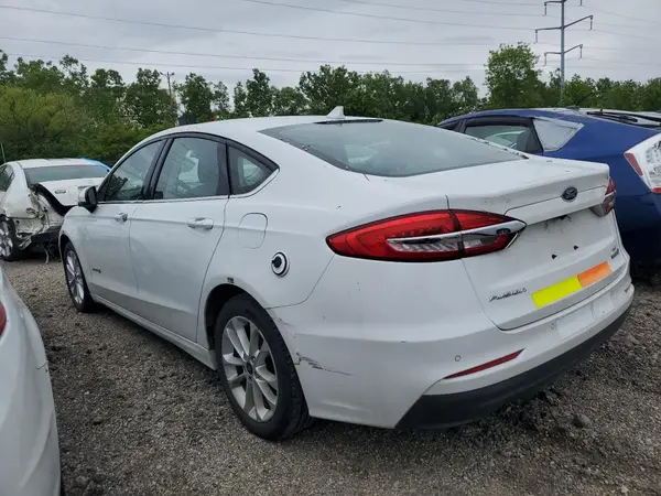 3FA6P0LU9KR124796 2019 FORD FUSION - Image 2
