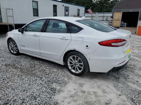 3FA6P0LU9KR124829 2019 FORD FUSION - Image 2