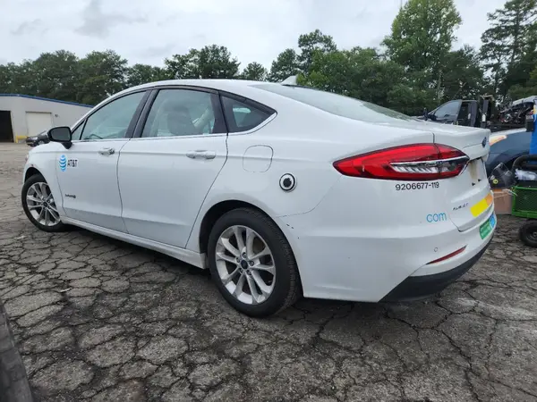 3FA6P0LU9KR124832 2019 FORD FUSION - Image 2