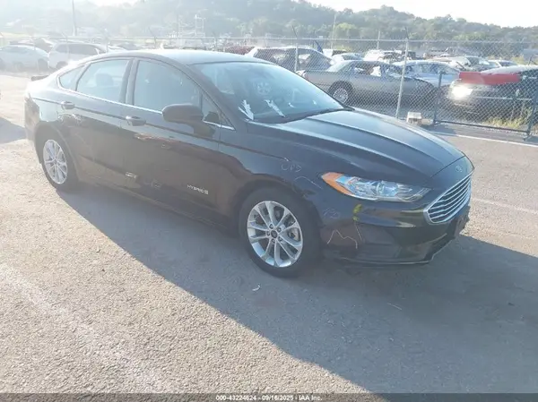 3FA6P0LU9KR142988 2019 FORD FUSION - Image 1