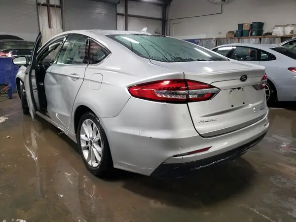 3FA6P0LU9KR143882 2019 FORD FUSION - Image 2