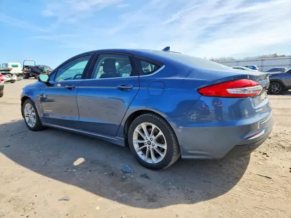 3FA6P0LU9KR158740 2019 FORD FUSION - Image 2