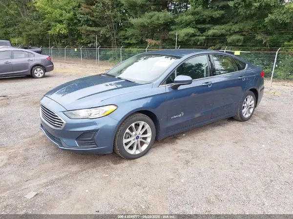 3FA6P0LU9KR195724 2019 FORD FUSION - Image 2