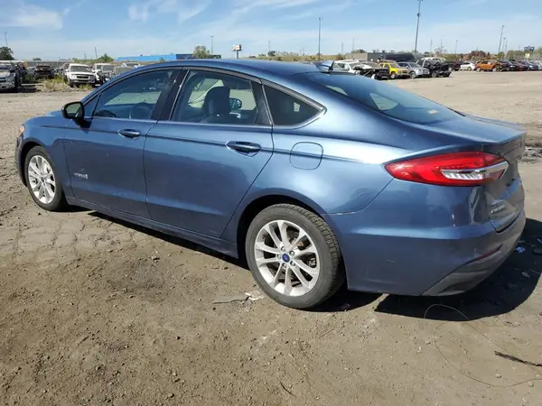 3FA6P0LU9KR197974 2019 FORD FUSION - Image 2