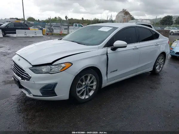 3FA6P0LU9KR206740 2019 FORD FUSION - Image 2