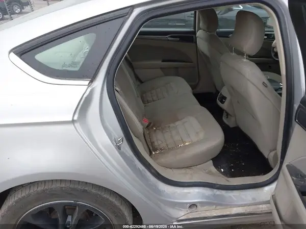 3FA6P0LU9KR220296 2019 FORD FUSION - Image 8