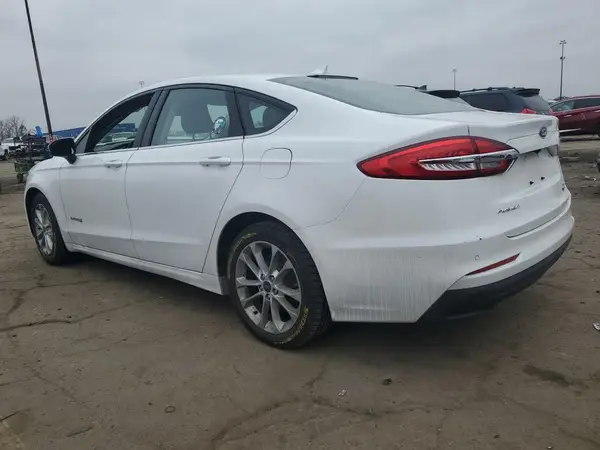 3FA6P0LU9KR222307 2019 FORD FUSION - Image 2