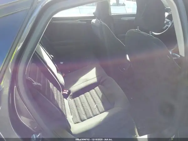 3FA6P0LU9KR225496 2019 FORD FUSION - Image 8