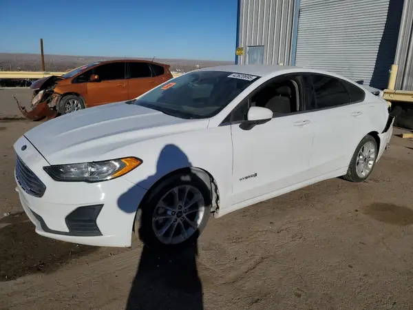 3FA6P0LU9KR235106 2019 FORD FUSION - Image 1